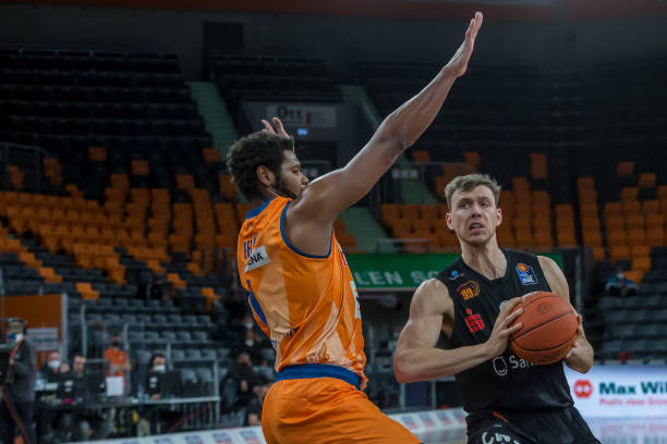 正在稳固球 正在稳固球