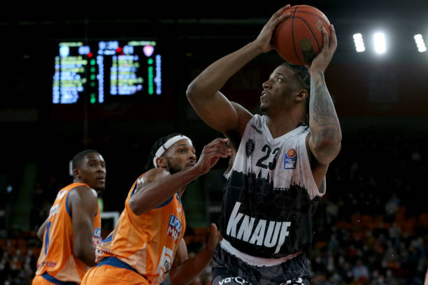 以布卡约 以布卡约