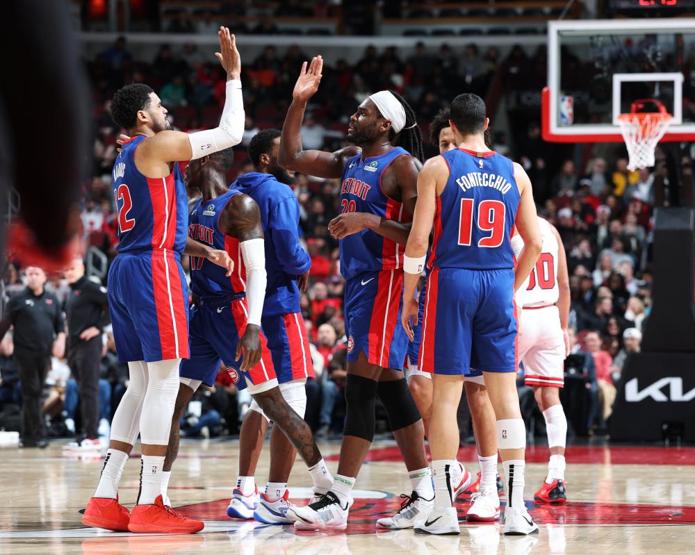 同时也吸引 同时也吸引